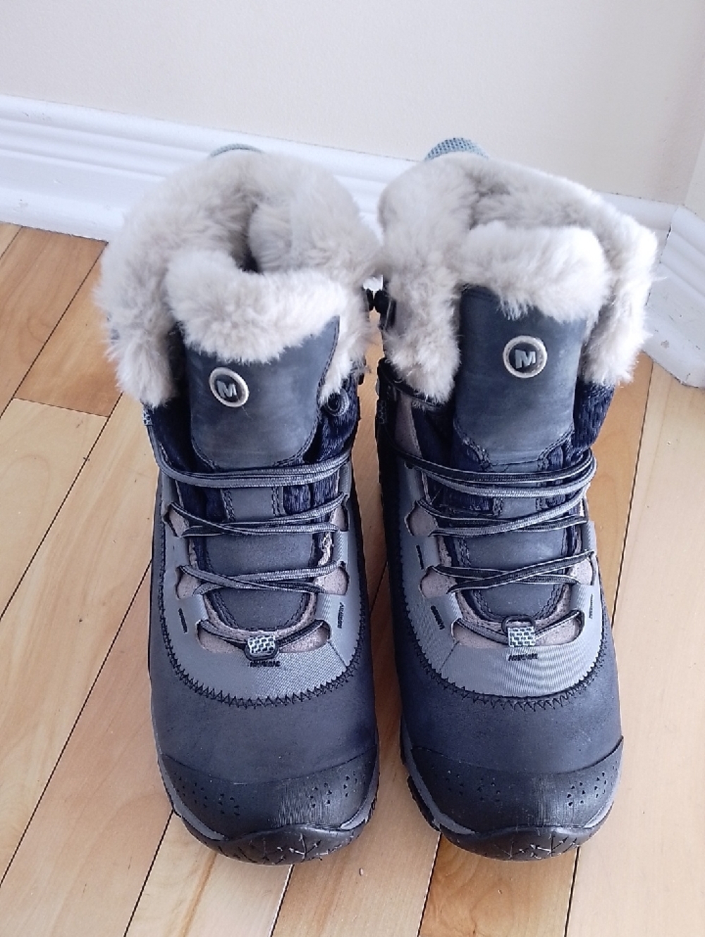 Merrell Women's Thermo Arc II 8 Waterproof Winter Boots